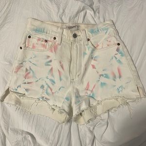 A&F The Cutoff ShortShort High Rise